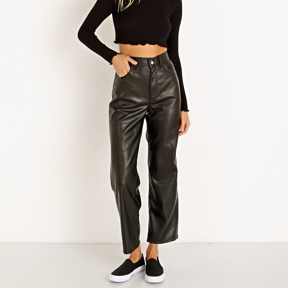 Levi's Ribcage Straight Faux Leather Pants